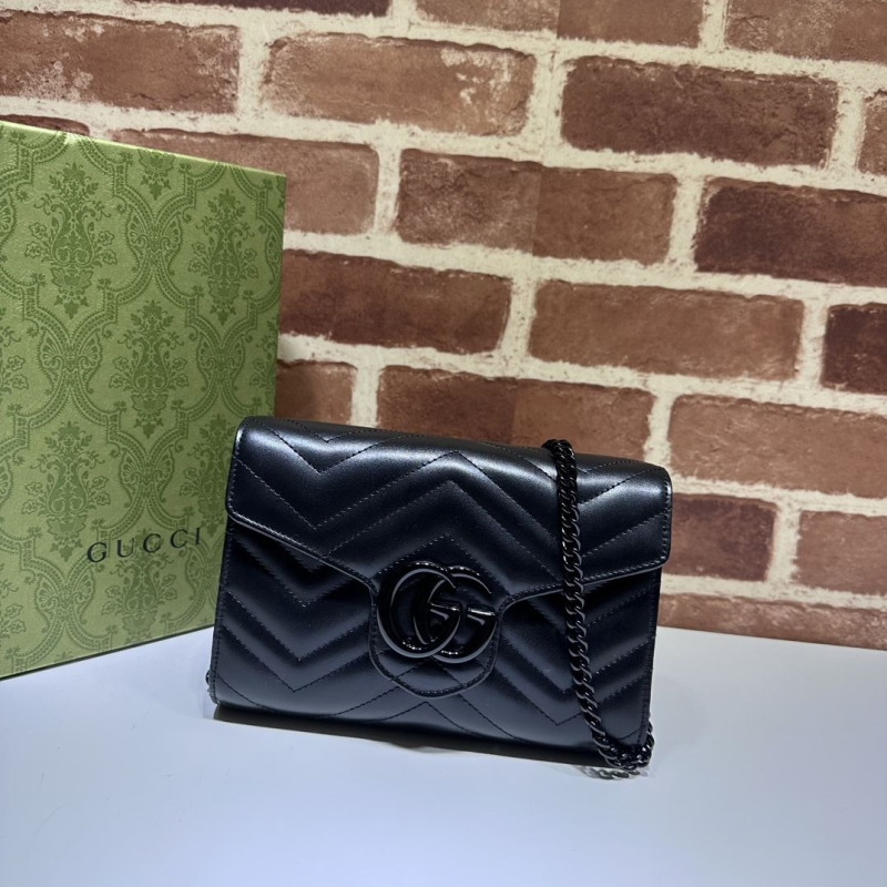 G*u*i wallets & purse